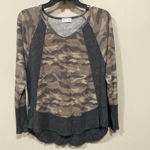 Pink Lily long sleeve top small